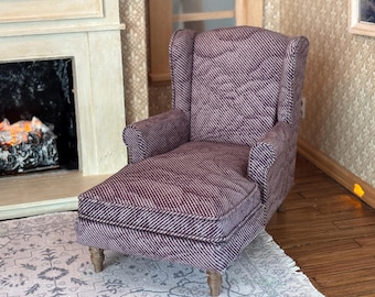 Chaise longue tapizada en miniatura, escala 1:12