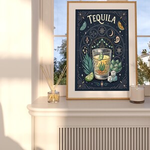 Wydruk artystyczny koktajlu tequili | Wózek barowy i wystrój domowego baru | Pobieranie cyfrowe | Prezent w stylu mistycznego tarota | Sztuka ścienna Speakeasy