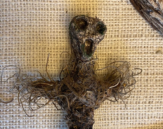 Mini Voodoo Doll, Earth Elemental, Altar Figurine, Sculpted Art Doll, Wiccan Altar Decor, Gothic Gift, OOAK, Spirit Doll, Pagan,Hoodoo