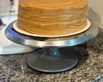 Old-Fashioned Caramel Cake Slice