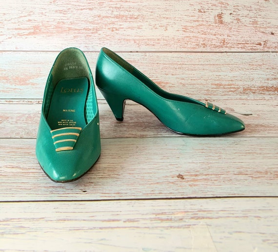 court shoes size 3.5