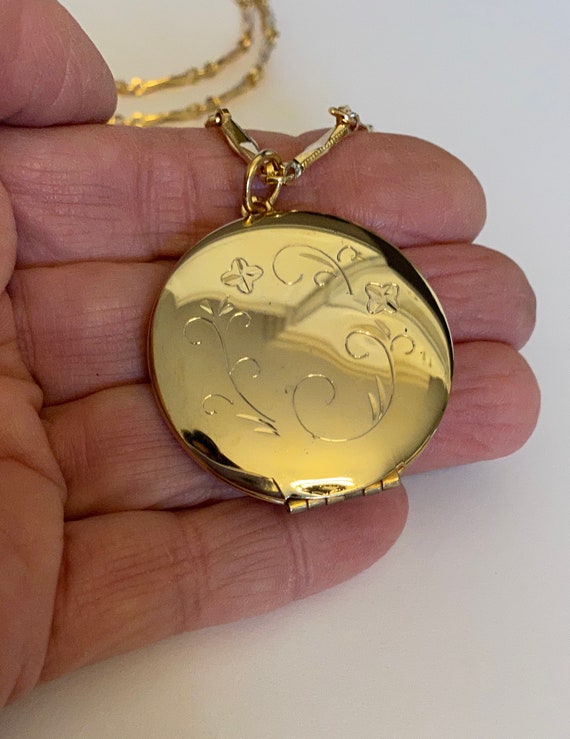 Round Engraved Locket on Bar Link Chain - image 2