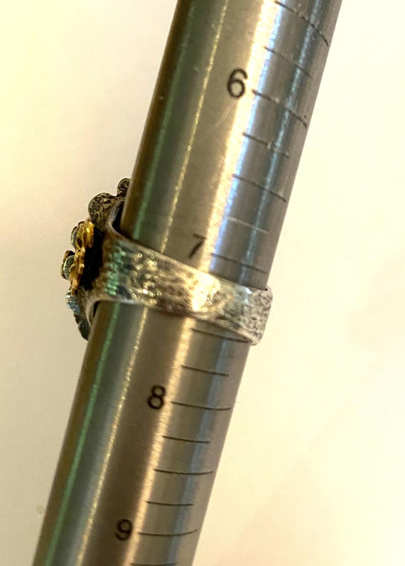 Two Tone Fabulous Flower Ring - image 8