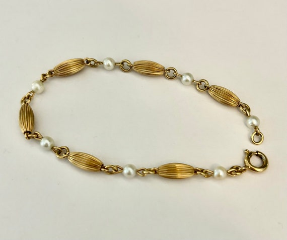 Corragated Gold Bead and Cultured Pearl Bracelet - image 3