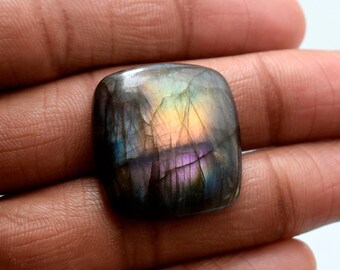 Jewellery Gemstone Designer Cushion Shape Purple Labradorite Loose Gemstone AAA Quality Purple Labradorite Cabochon Size 29*10*7mm 21Cts