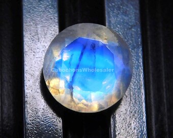 Rainbow Moonstone Faceted Gemstone, AAA+++ Quality Sky Blue Flashy Cut Moonstone, Round Shape Gemstone, Calibrated Size 8*8*5 MM 2 Carat