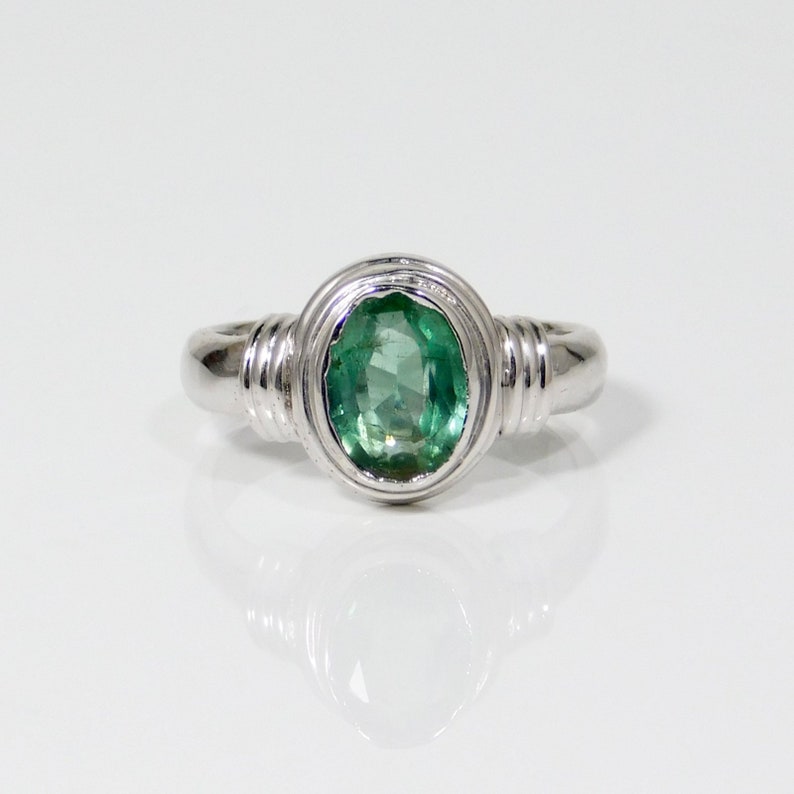 Wedding Ring Precious Green Emerald Gemstone Ring Anniversary Ring Emerald Ring May Birthstone Ring 925 Sterling Silver Emerald Ring