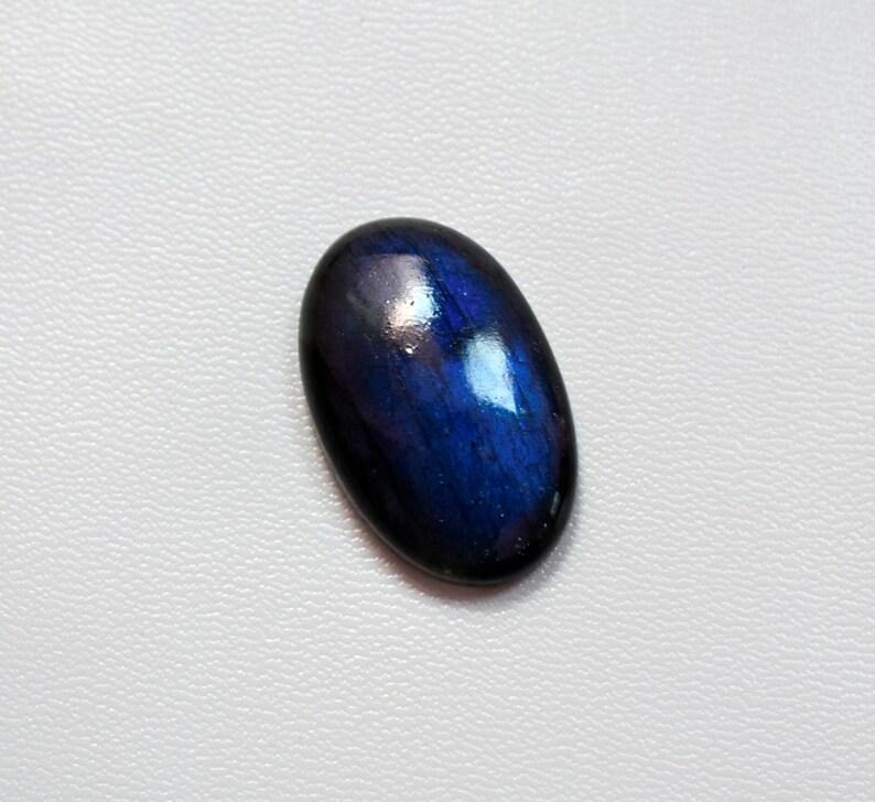 Size 32*20*8mm 42Cts AAA Quality Labradorite Cabochon Jewellery Gemstone Full Blue Flashy Oval Shape Blue Labradorite Loose Gemstone