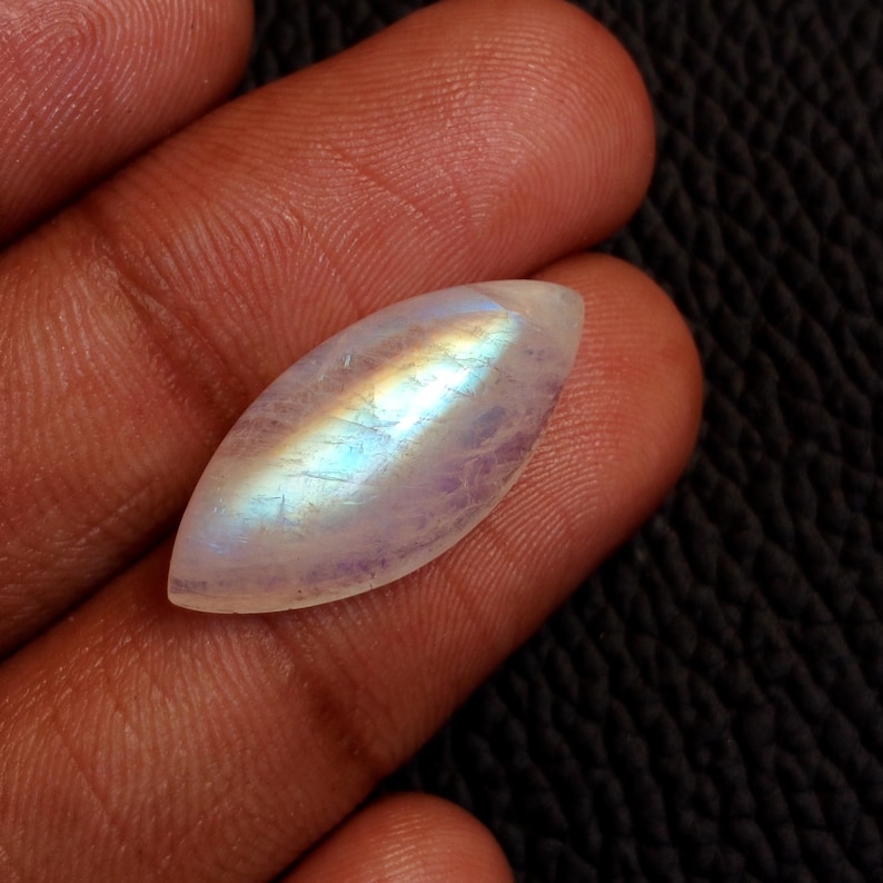 Size 25*11*7mm 13Cts Jewellery Gemstone Multi Flashy Gemstone Marquise Shape Moonstone Smooth Moonstone Rainbow Moonstone Cabochon