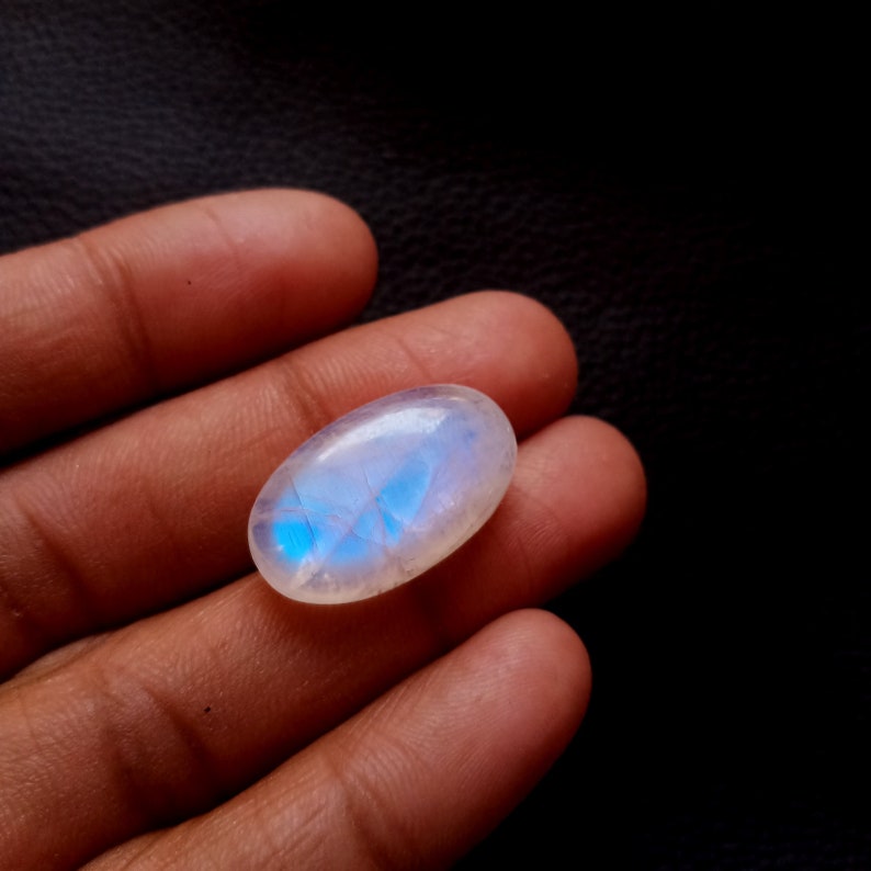 Pendant Jewellery Making Oval Shape 25*15*8mm 25Cts Blue Flashy Rainbow Moonstone Loose Gemstone AAA Quality Natural Rainbow Moonstone