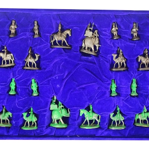 Brass Chess Set Handmade Antique finish Vintage style Indian Figure Chess Set
