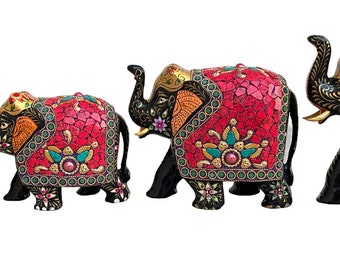 Estatua de elefante de madera hecha a mano cubierta por piedras preciosas y regalo de decoración del hogar doloroso