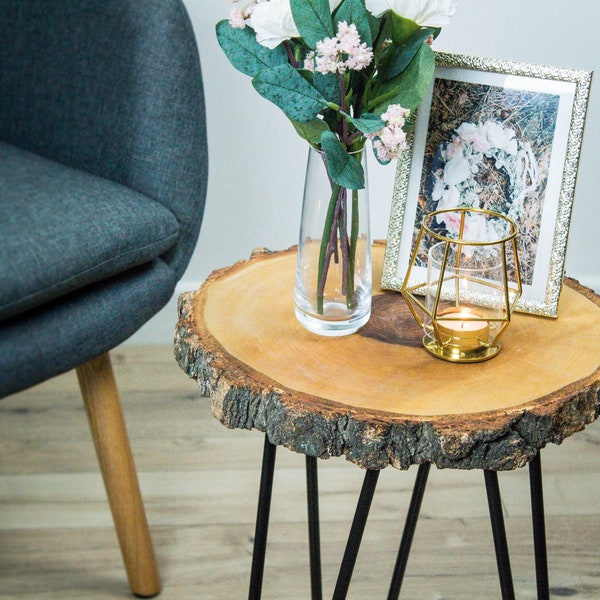 Runder Beistelltisch, Holz-Endtisch für rustikale Wohnzimmer, kleine Couchtisch aus Baumstamm, Schlafzimmer Holzmöbel, industrielle Dekor