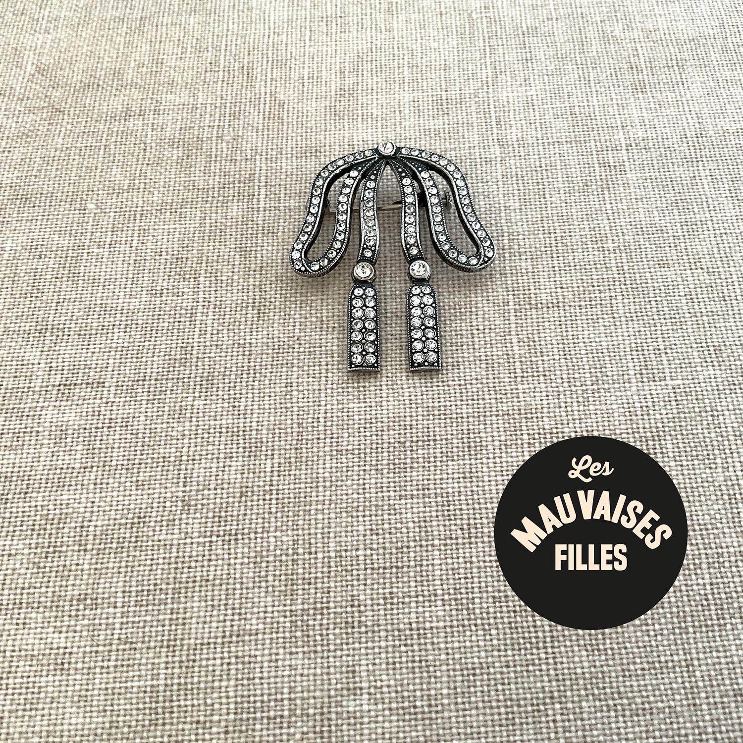 Lot De 3 Broches Vintage Anciennes - Motifs Feuille, Germaine Et Nœud - Occasion