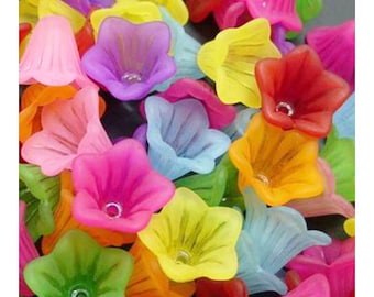 50 Pink Acrylic Frosted Lucite Bluebell Flower Beads 14mm