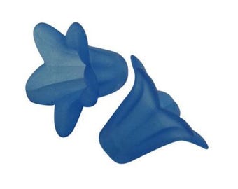 Blue Lucite Beads Flower 12x16mm Pack Of 30
