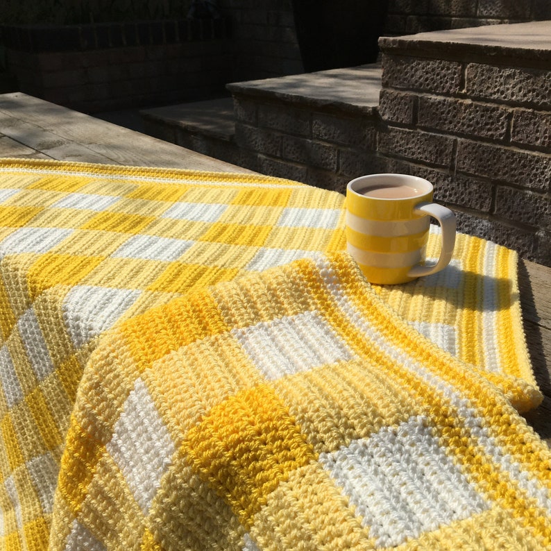 Gingham Picnic Blanket Crochet Pattern pdf download image 2
