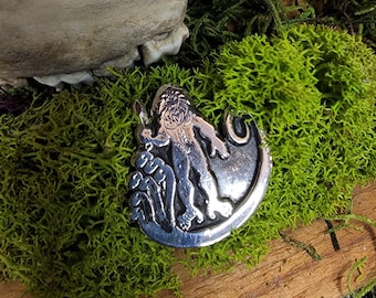 Picatrix Image of Jupiter Lapel Pin / Tie Tac