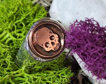 Skull Image Round Top Pinky Ring Signet Ring