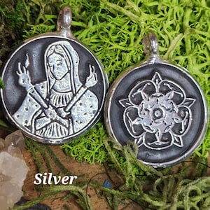 Hekate Soteira Devotional Two-Sided Talisman - Sacred Mother with Tudor Rose