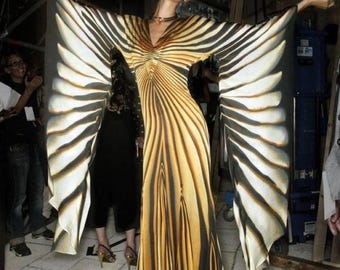Abito caftano a farfalla della sfilata Primavera/Estate 2007 di Roberto Cavalli