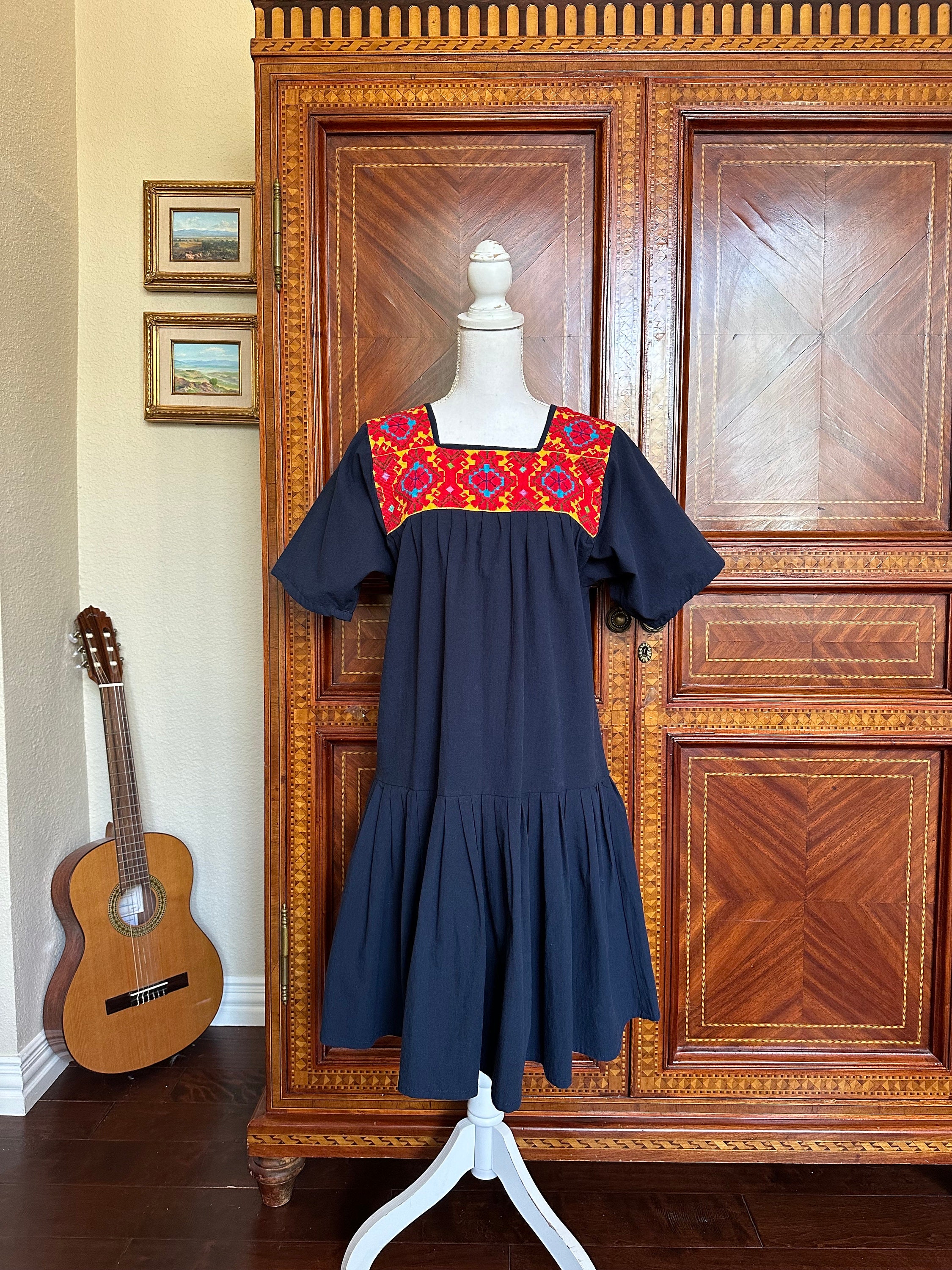Mexican Dress with Hand-Embroidered Nahua Neckline from Huasteca Veracruzana, Cross Stitch Indigenous Textile Collector, unique Dress