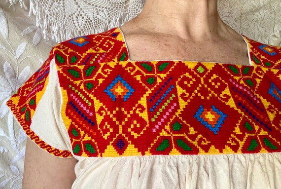 Mexican embroidered peasant blouse hotsell
