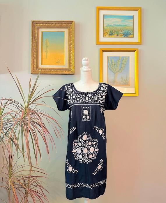 Authentic Hand-Embroidered Mexican Puebla made by artisans fairly trade, Mexican craftsmanship Traditional dress poplin fabric, navy/white