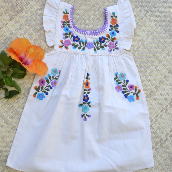 Robe mexicaine de petite fille, robe mexicaine brodée pour tout-petit, robe mexicaine en coton pour enfants, robe pour enfants d'Oaxaca, robe d'été pour tout-petits,