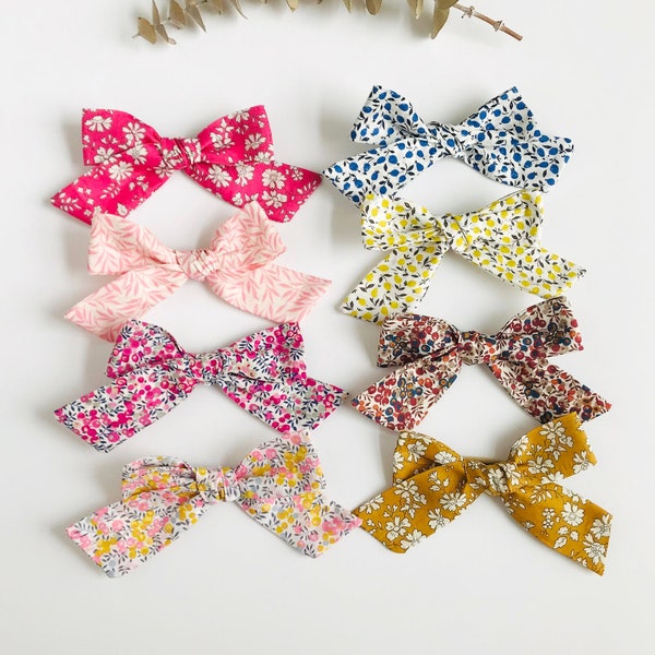 Liberty of London Pinwheel bow XL, hair clip pinwheel bow, pinwheel headband, pinwheel hair bow, Floral pinwheel bow, baby pinwheel bow XL