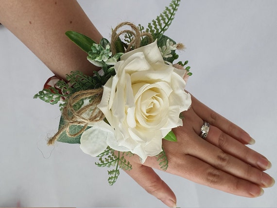 Corsages & Boutonnieres Flowers On Top - Victoria Florist