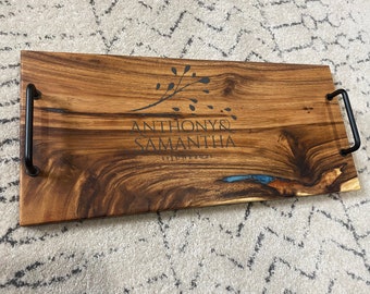 Engraved Charcuterie Board with Handles / Personalised Serving Board / Custom Made Platter / Wedding Gift / Anniversary Gift / Bespoke Gift