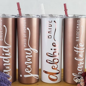 20oz maßgeschneiderte dünne Tumbler / wiederverwendbare Stroh und Deckel / Brautjungfer Geschenk / Geschenke für sie / personalisierte dünne Tumbler / maßgeschneiderte Geschenke
