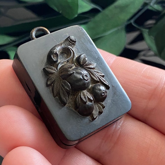 Antique Victorian Vulcanite Rectangular Pomegrana… - image 10