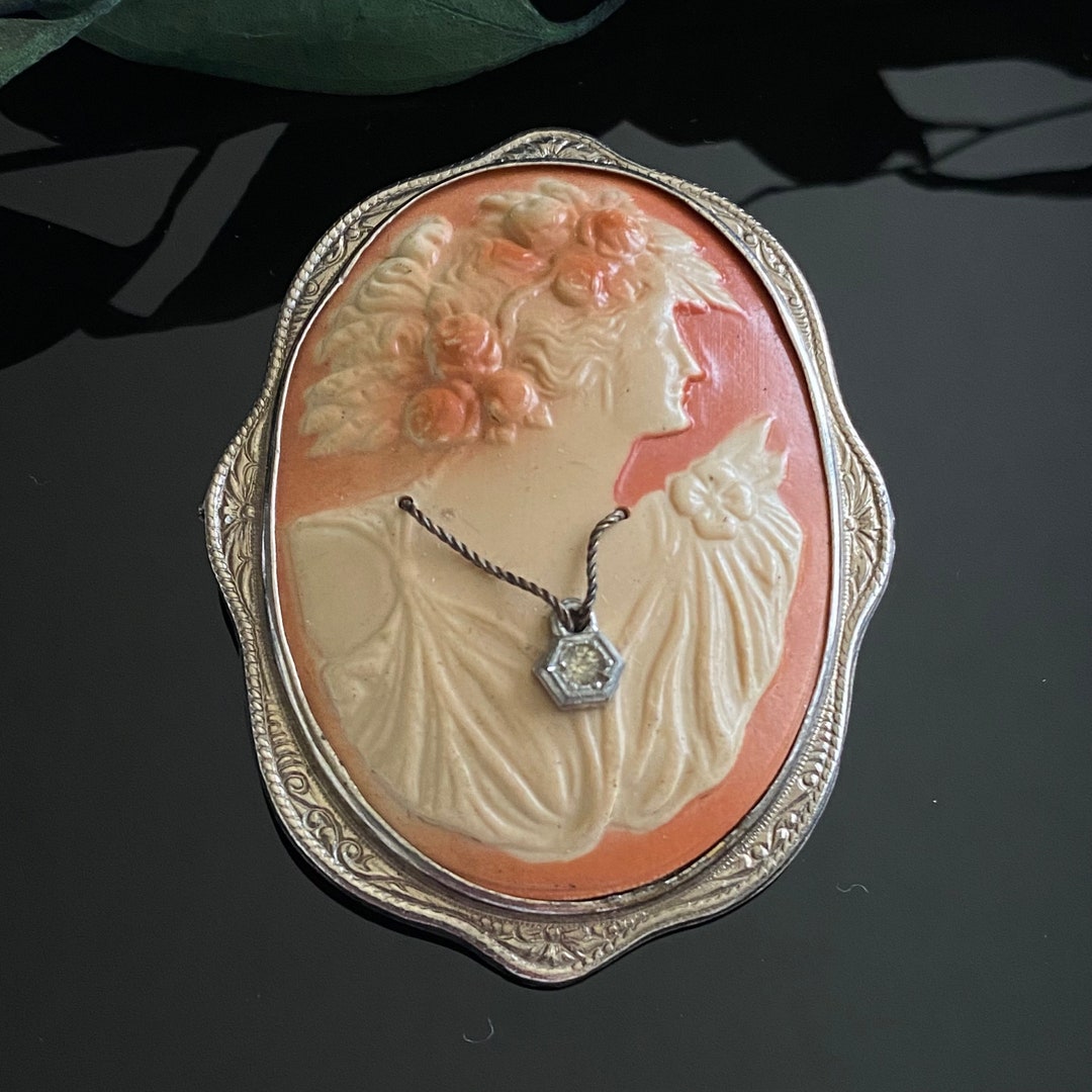 Annonces broche camee d'occasion - Montres & Bijoux - page 3