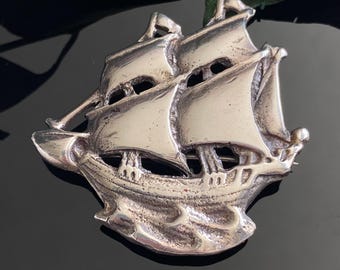 Vintage Sterling Silver Galleon Ship Pin Brooch