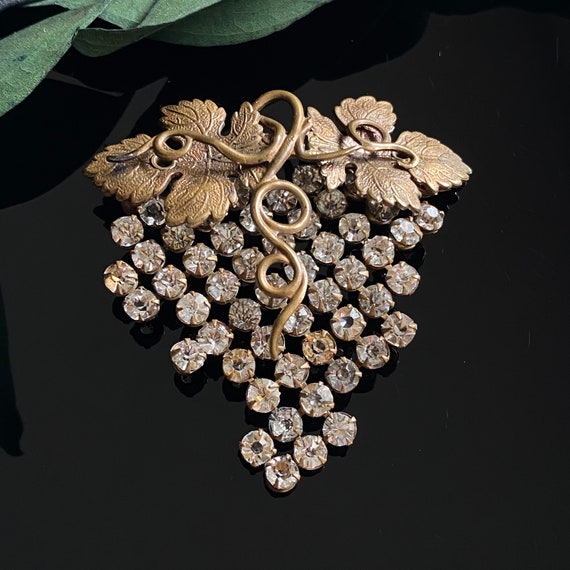 Broche Vintage Fleur De Pavot émaillée - Strass Bleus Et Filigrane Argenté