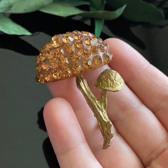 Vintage Celluloid Rhinestone Mushroom Brooch - image 5