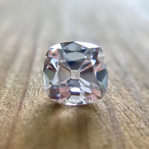 Alte Mine geschnitten antike Kissen Diamant Simulant Zirkonia