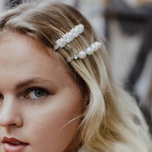 Pearl hair clip set, hair slides, silver hair pins, faux pearl beaded Hair Clips, Bridal Barrettes, trend hair accessory, gift for a girl