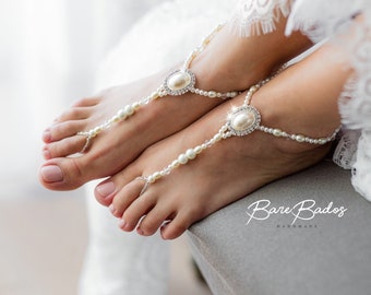 Ivory Barefoot sandals Beach wedding, bridal party jewelry, pearl footless sandals, bottomless bridal shoes, Soleless sandals, bridal anklet