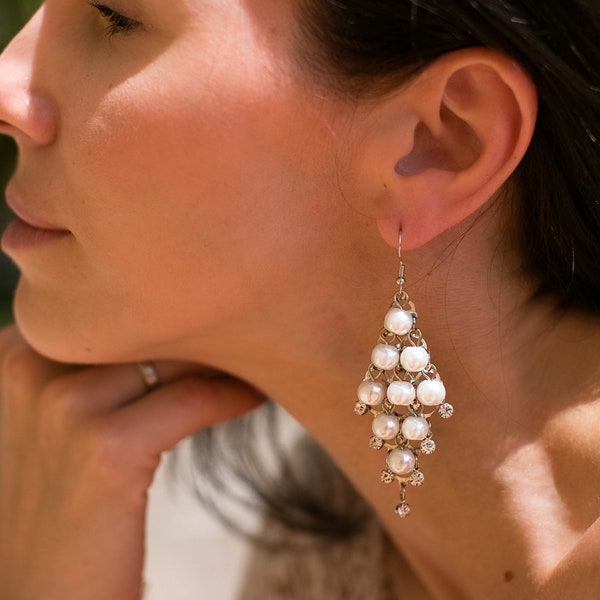Pearl and Crystal earrings, Drop pearl Earrings Bridal Jewelry, Wedding Earrings, Long Dangle Earrings, Silver rhinestone earrings
