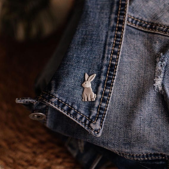 Rabbit pewter jacket lapel pin