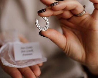 Horseshoe gift - For Luck For Love Forever message card