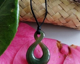 New Zealand Jade Polished Double Twist Greenstone Pendant (27mm Length, Unisex)