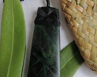 New Zealand Jade Greenstone Toki Matte Large Pendant (84mm Length x 32mm Width, Unisex)