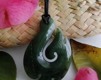 New Zealand Jade Greenstone Fish Hook Large pendant (50mm L x 34mm W, Unisex)