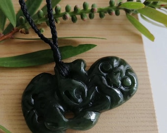 New Zealand Jade Greenstone Hei Tiki Large Size Pendant (55 mm L x 30 mm W, Unisex)