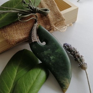 New Zealand Jade Greenstone Bound Fish Hook Large Pendant Necklace (93mm L x 37mm W, Unisex)