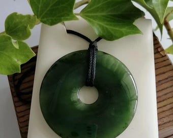翡翠ペンダント ニュージーランド産 本物のポウナムジュエリー